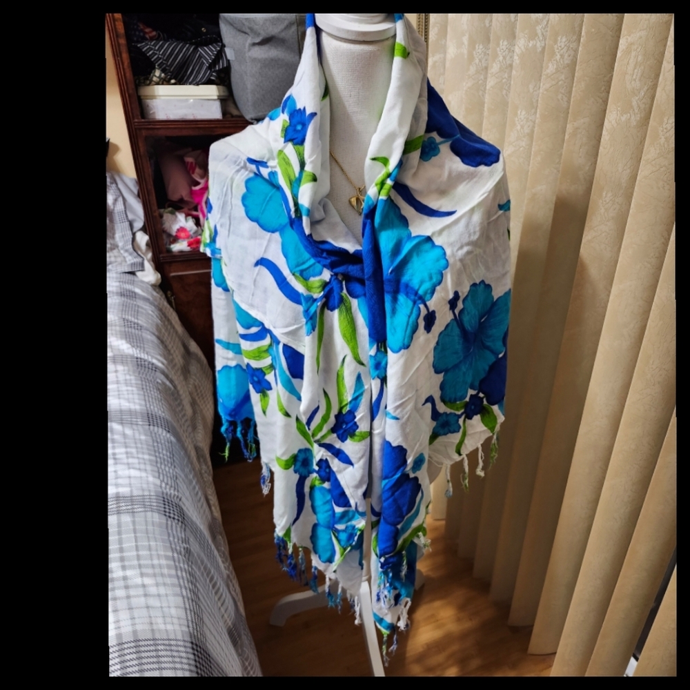 KNIT KIMONO Wrap Shawl Scarf blue plumeria & hibiscus one size●